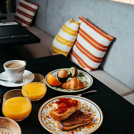 Oyat Ile De Re - Ex Escale